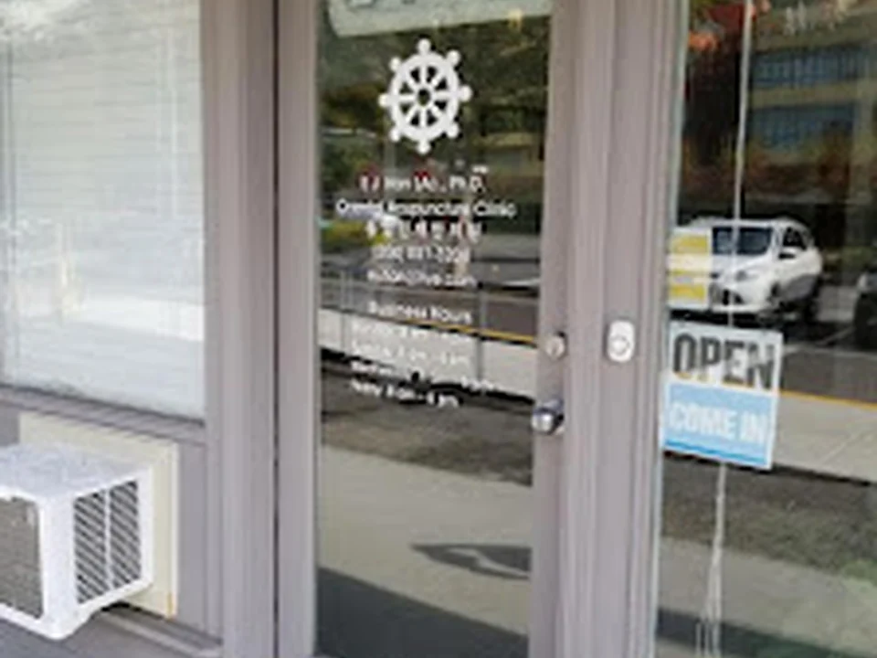 Oriental Acupuncture Clinic - E.J. Han