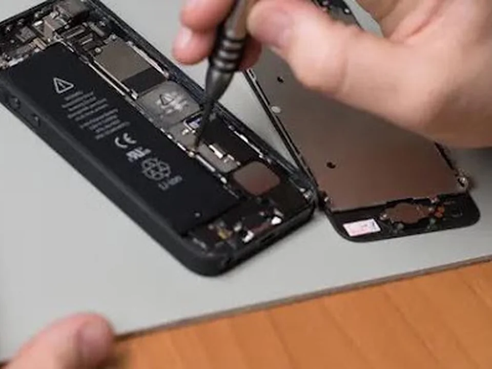 Seattle Wireless iPhone Screen Repair