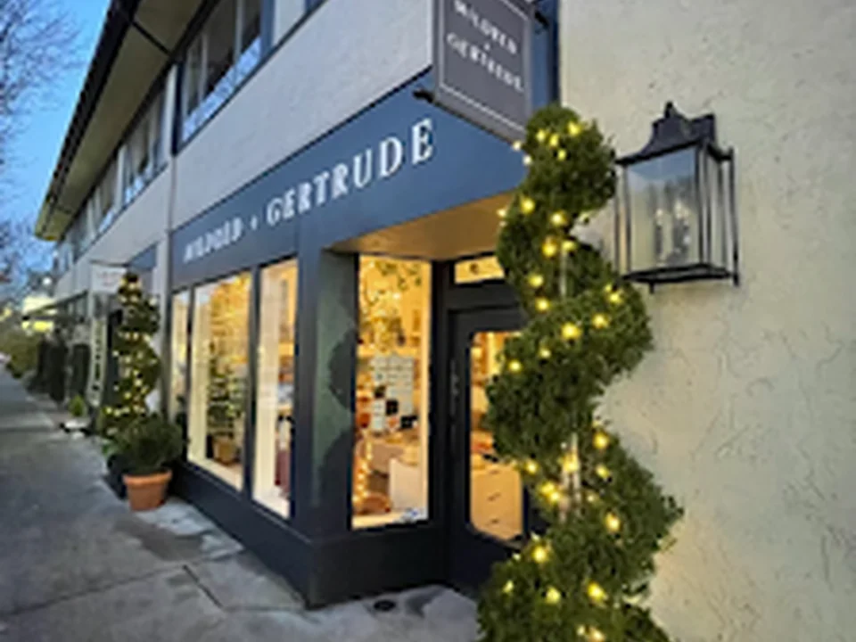 Mildred + Gertrude, Seattle