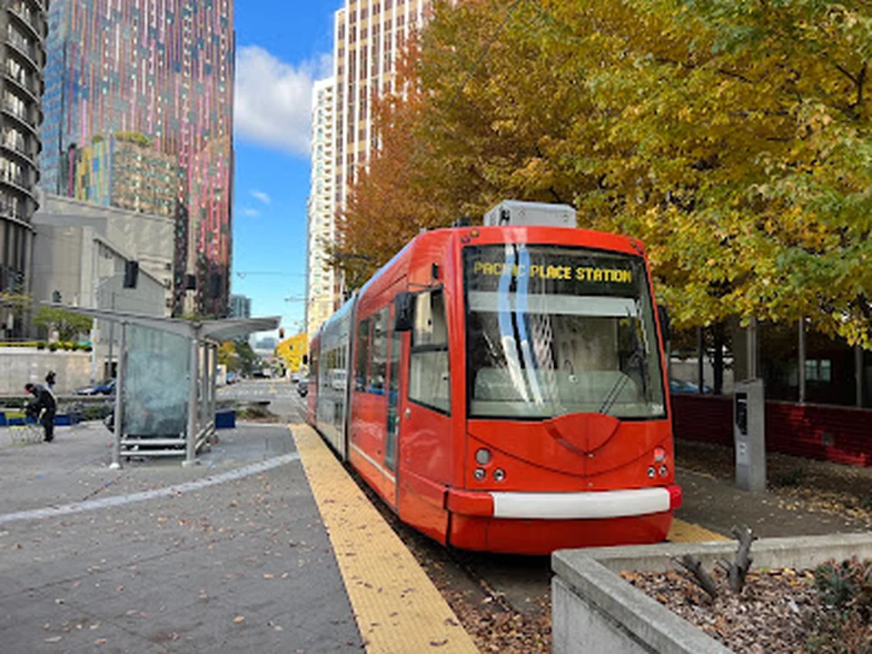 Westlake and Olive Station (NB), Seattle