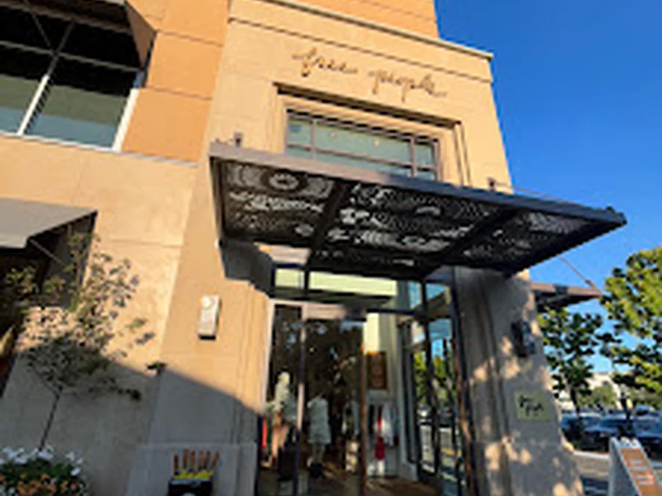 Free People, Seattle
