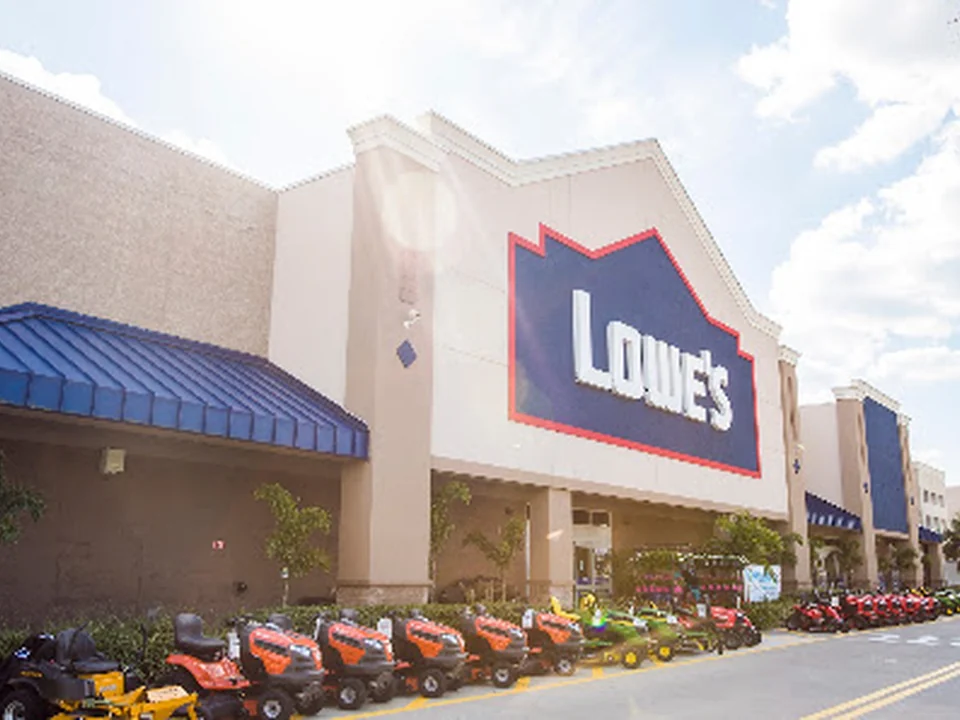 Lowe's Home Improvement, Seattle