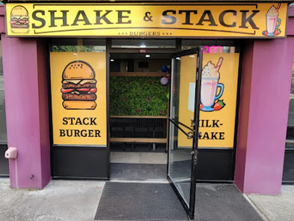 Shake & Stack Burgers, Seattle