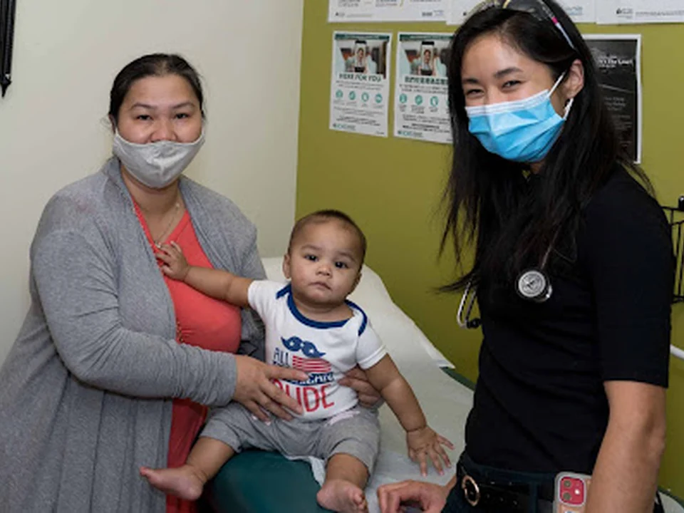 Holly Park Medical and Dental Clinic (ICHS) - International Community Health Services, Seattle