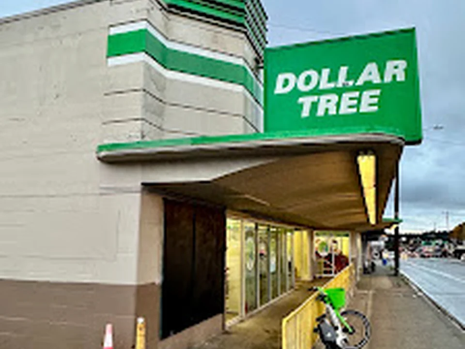Dollar Tree, Seattle