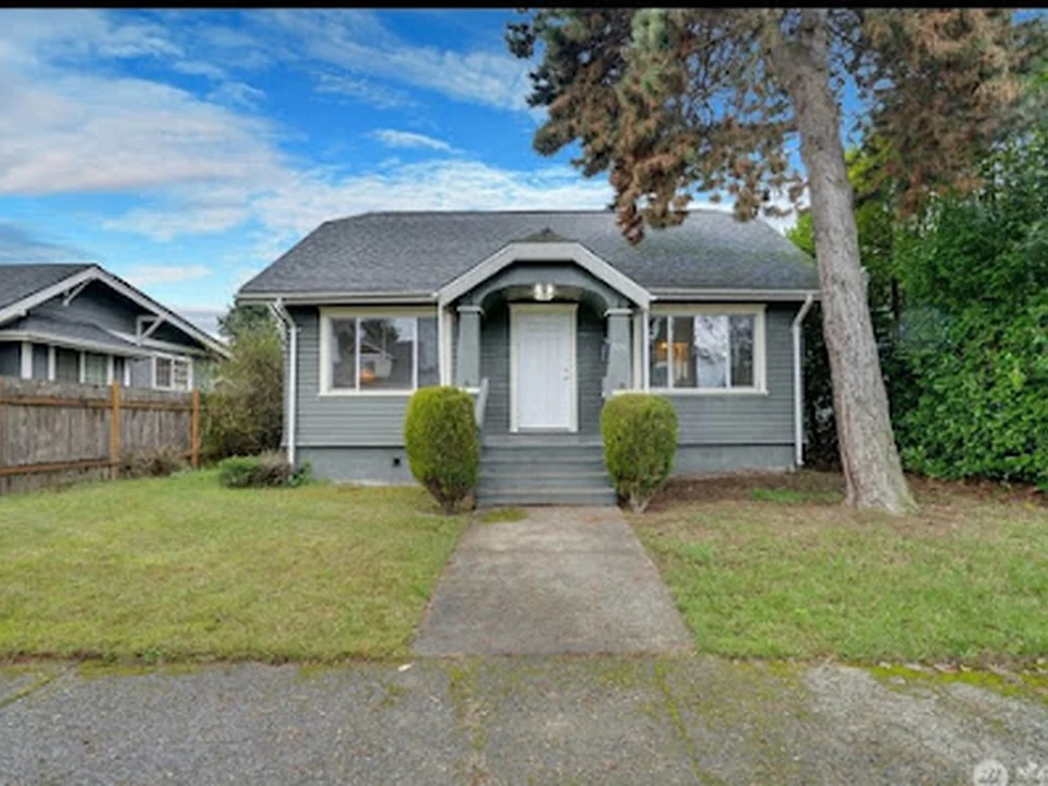 Christopher Garceau-UMortgage Mortgage Broker Loan Officer NMLS 1900090, Seattle
