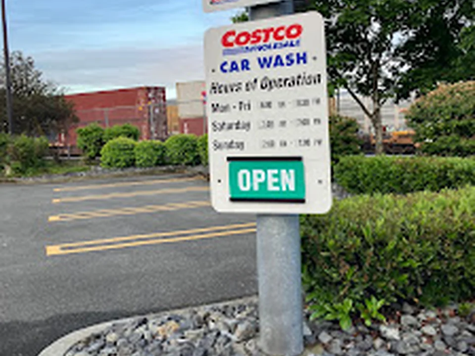 Costco Car Wash, Seattle