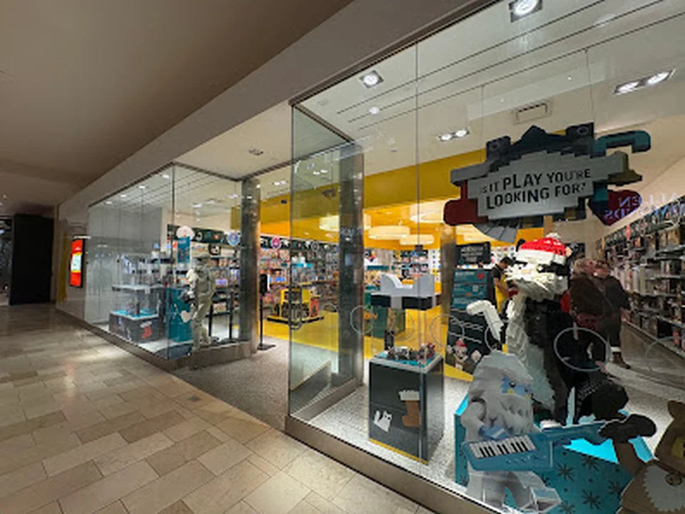 The LEGO® Store Bellevue Square, Seattle