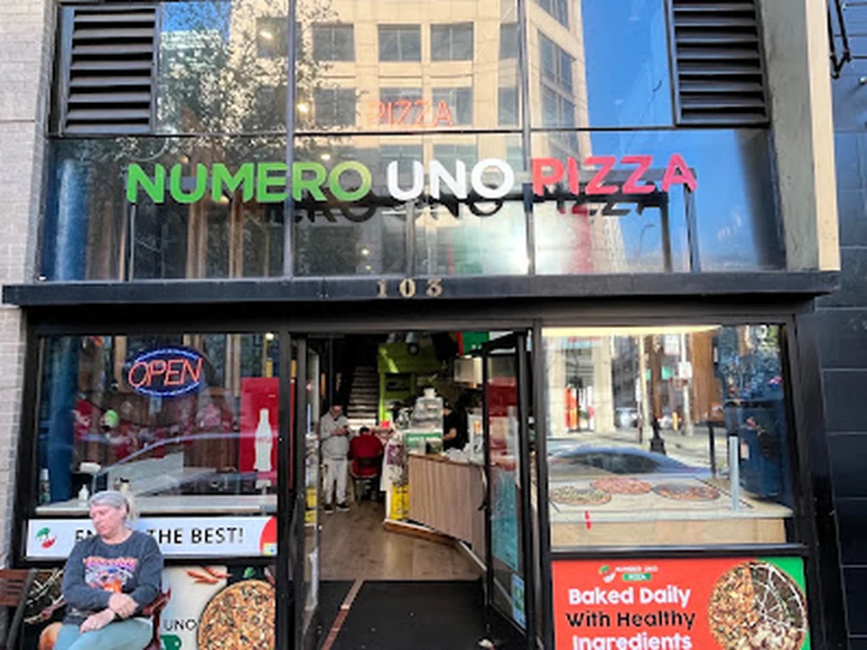 Numero Uno Pizza, Seattle