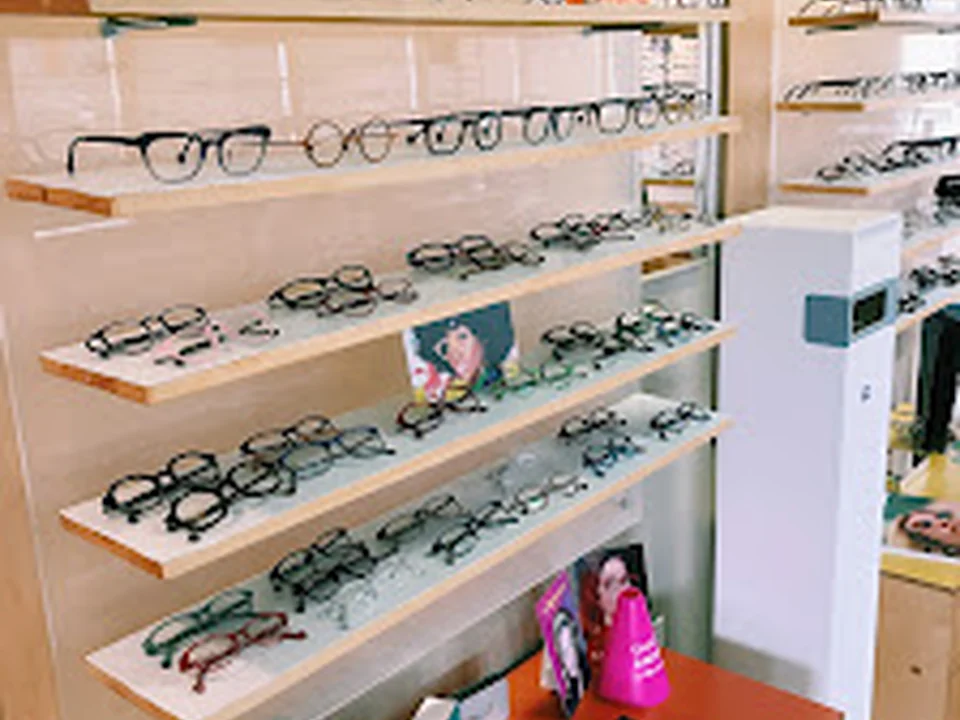 Eye Clinics of Seattle - Queen Anne