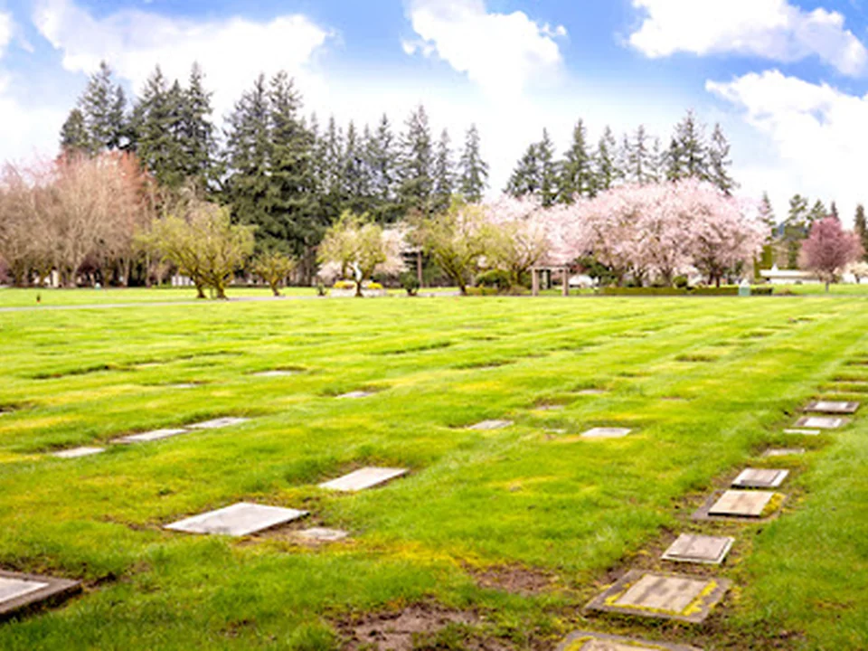 Cedar Lawns Memorial Park & Funeral Home, Seattle