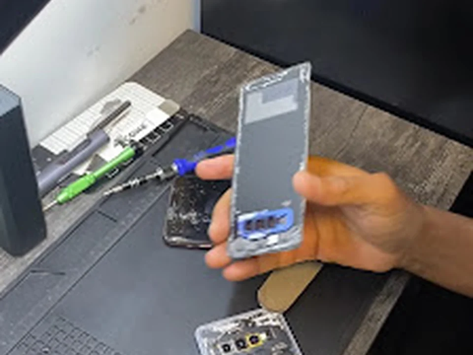 LML Repair - Same Day Phone , iPad , MacBook Repair, Seattle