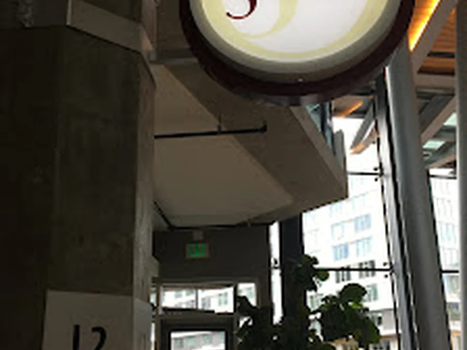 Threading Browz, Seattle