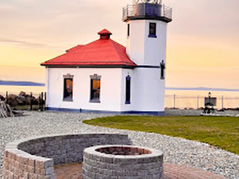 Alki Point Lighthouse, Seattle