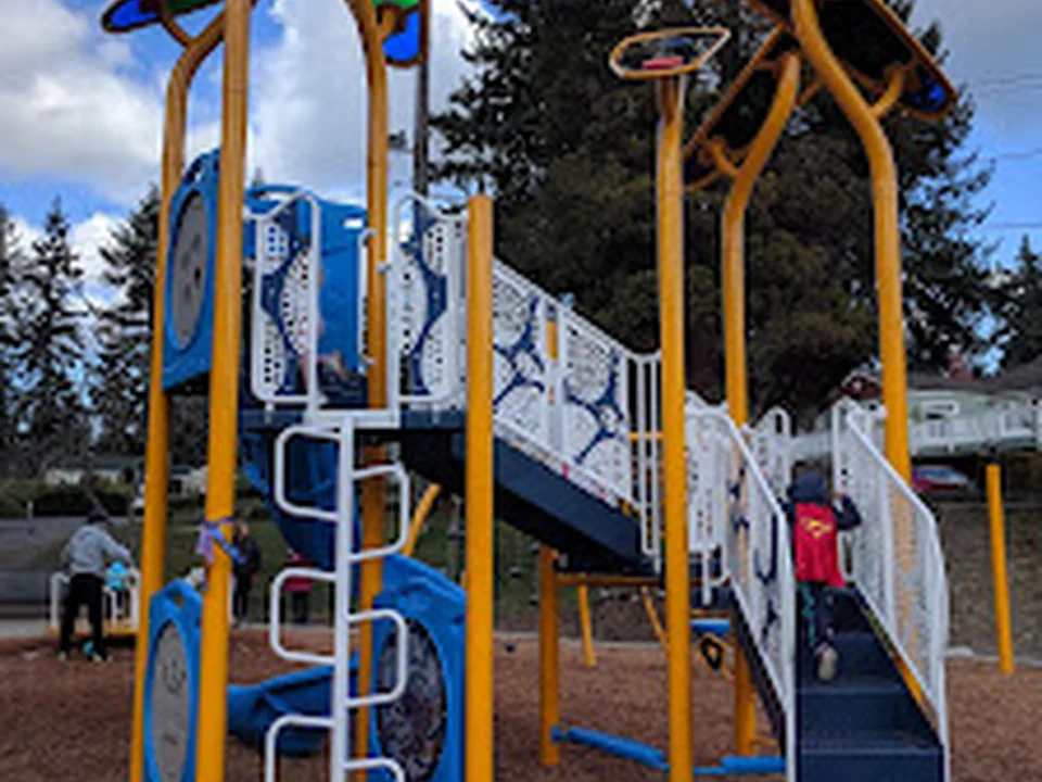 Victory Heights Playground Park, Seattle