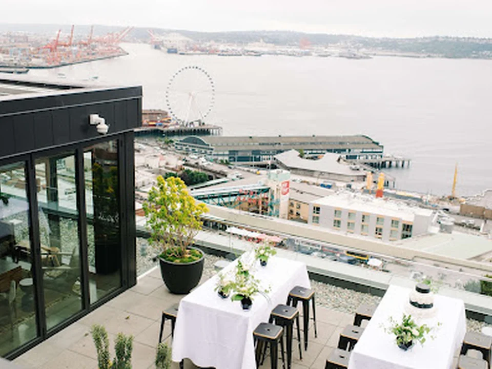 Thompson Seattle, by Hyatt