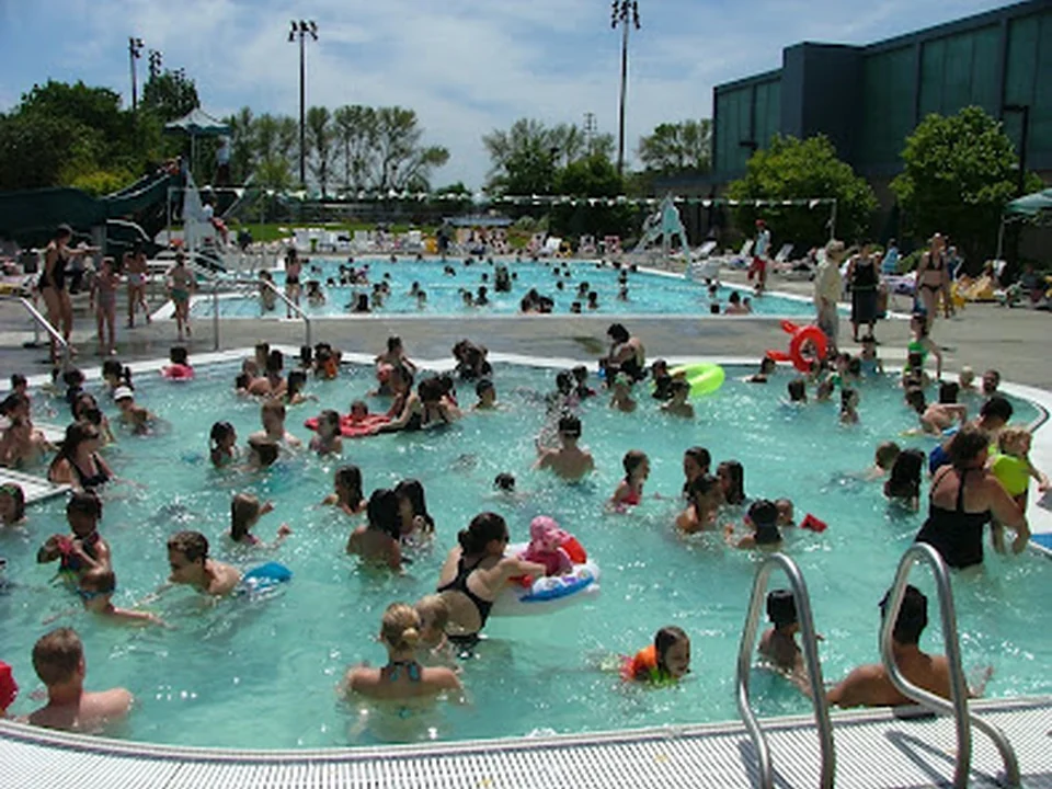 Lowery C. "Pop" Mounger Pool - summer only, Seattle
