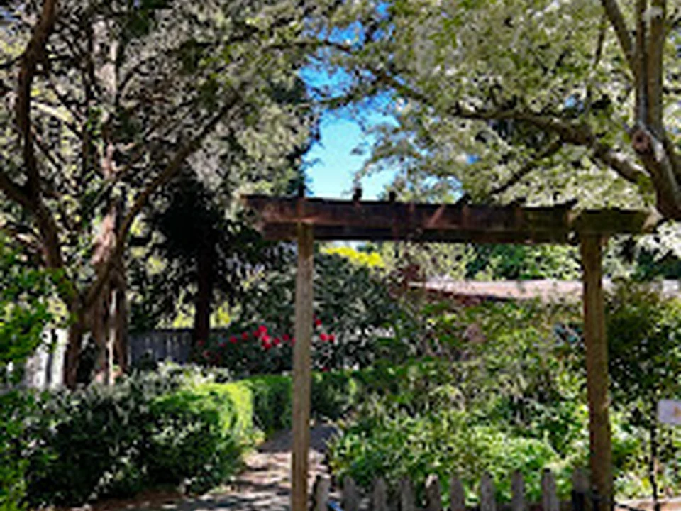 St Anne Nursing & Rehab Center, Seattle