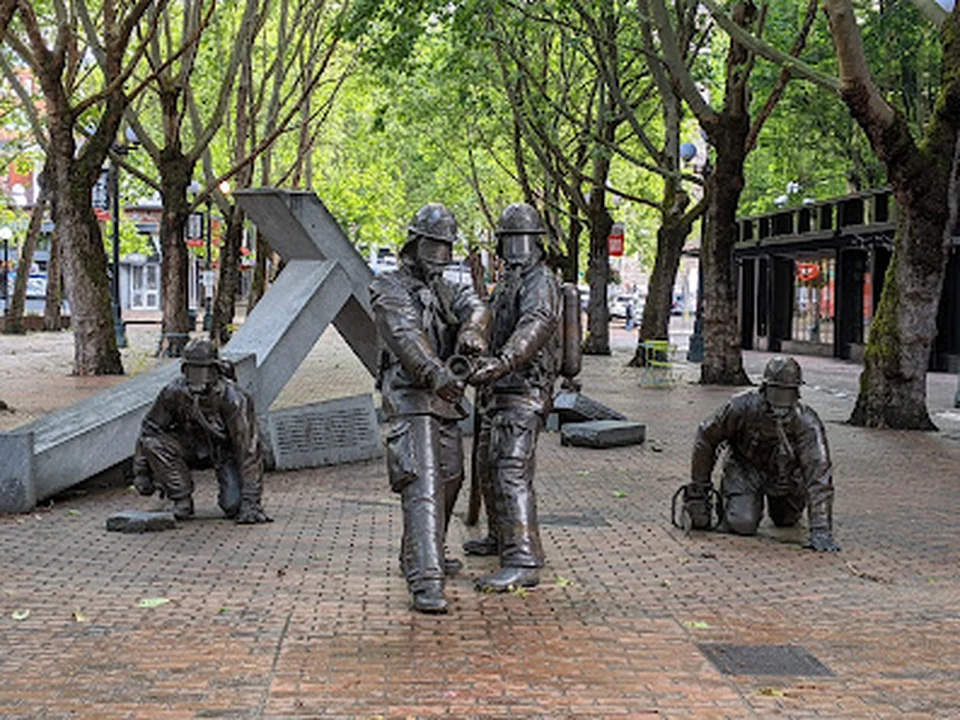 Memorial To Fallen Firefighters, Seattle