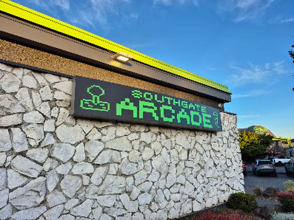 Southgate Arcade, Seattle