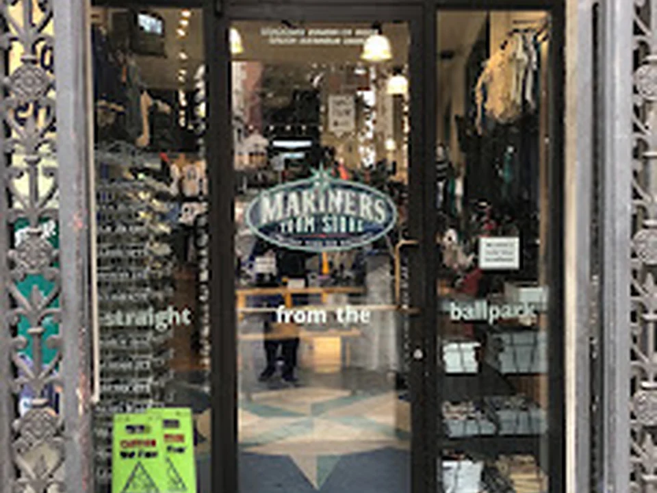 Mariners Team Store, Seattle