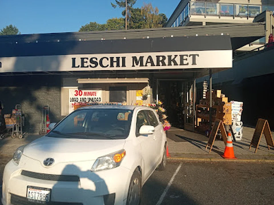 Leschi Market, Seattle
