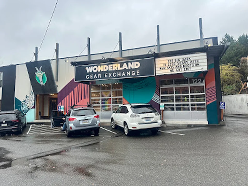 Wonderland Gear Exchange, Seattle