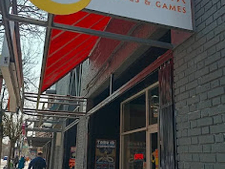 Phoenix Comics & Games, Seattle