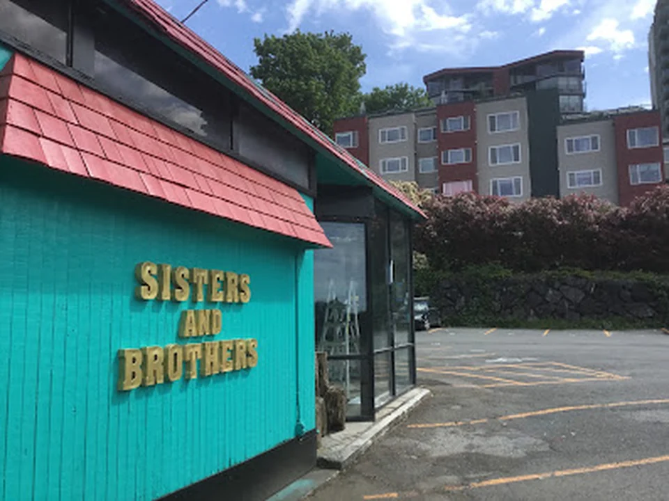 Sisters and Brothers, Seattle