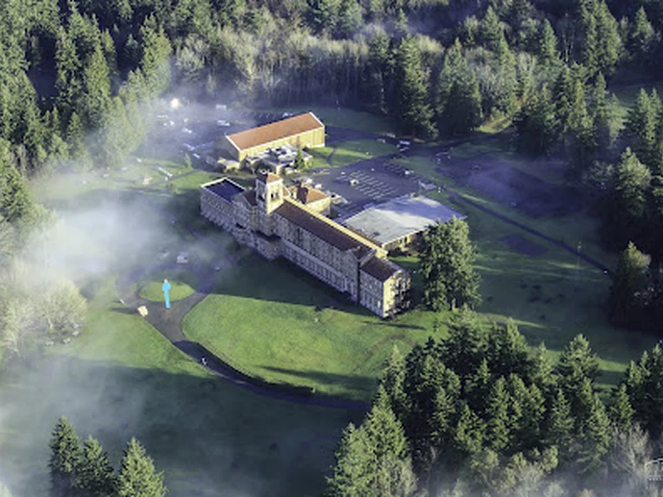 The Lodge at St. Edward Park, Seattle