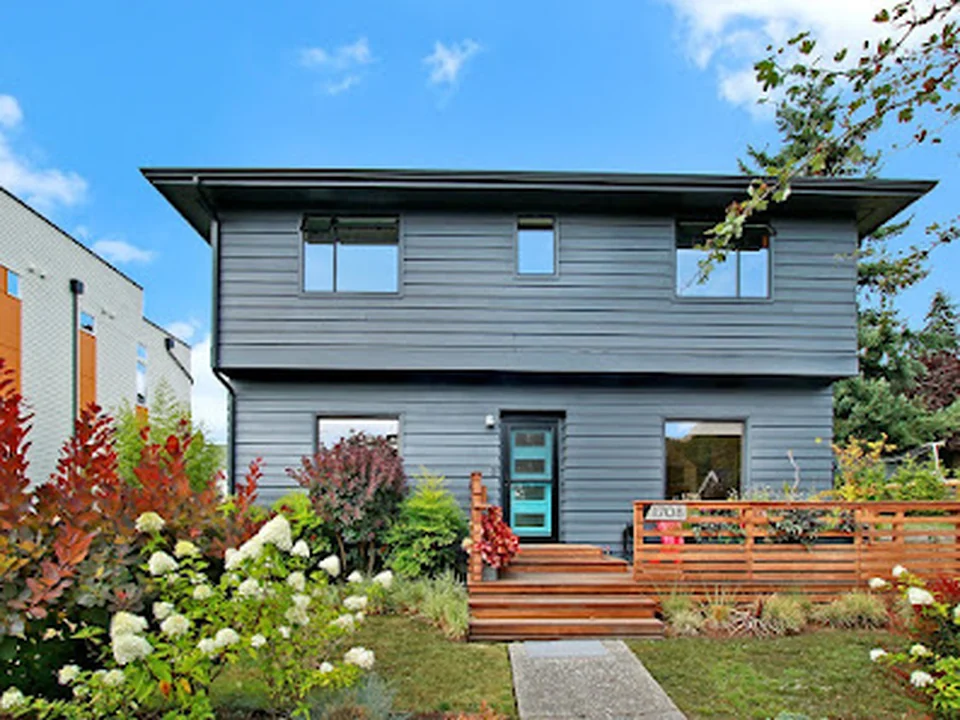 Real Estate Gals, Seattle