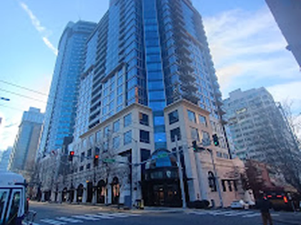 Cristalla Condominium, Seattle