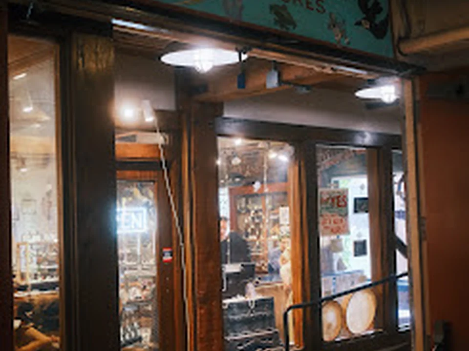 Raven's Nest, Seattle