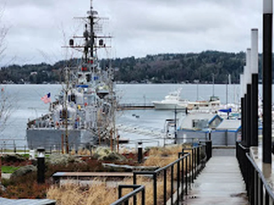 Bremerton, Seattle