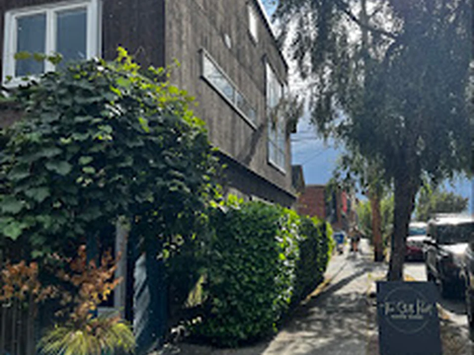 The Still Point Massage Therapy, Seattle