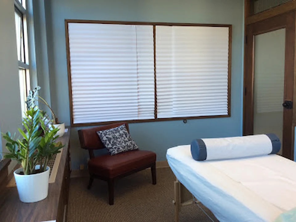 Herban Qi Eastern Medicine & Herbs, Seattle