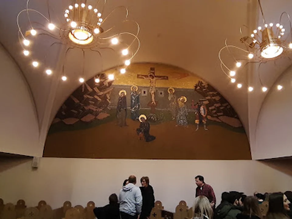 Demetrios Hall, Seattle