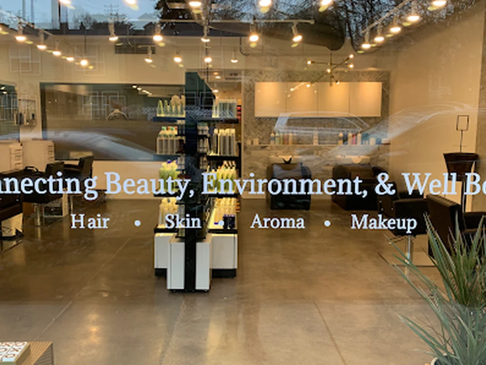 19th Avenue Salon - An AVEDA Salon & Store, Seattle