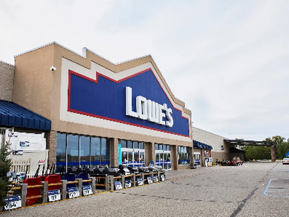 Lowe's Home Improvement, Seattle