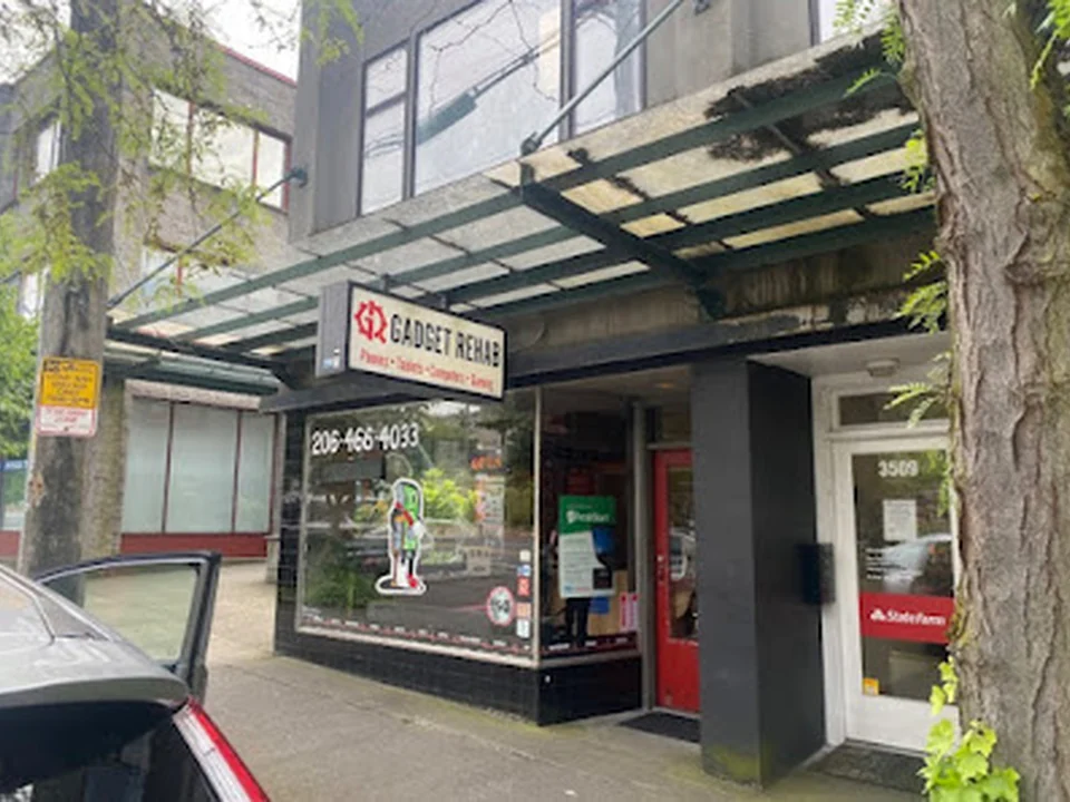 Gadget Rehab, Seattle