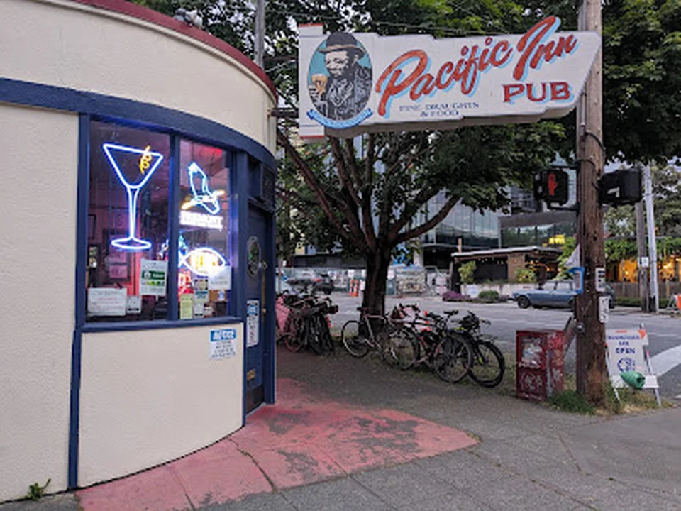 Pacific Inn Pub, Seattle