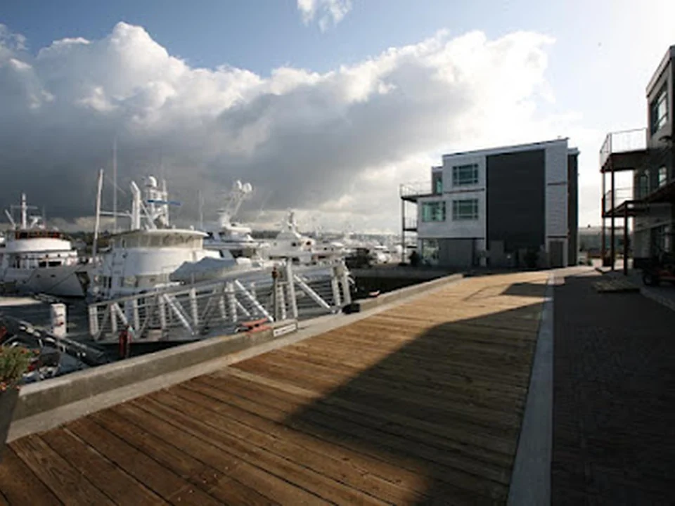 Salmon Bay Marine Center, Seattle