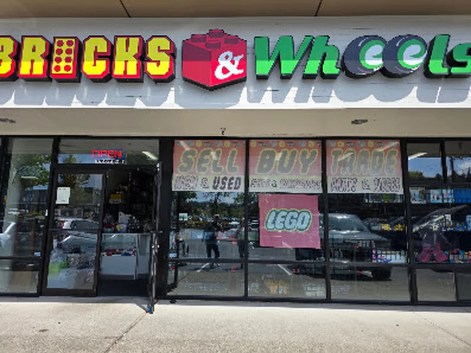 Bricks and Wheels, Seattle