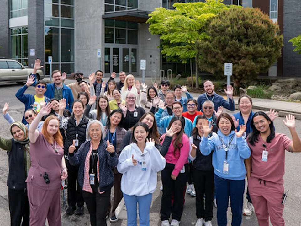 Shoreline Medical and Dental Clinic (ICHS) - International Community Health Services, Seattle