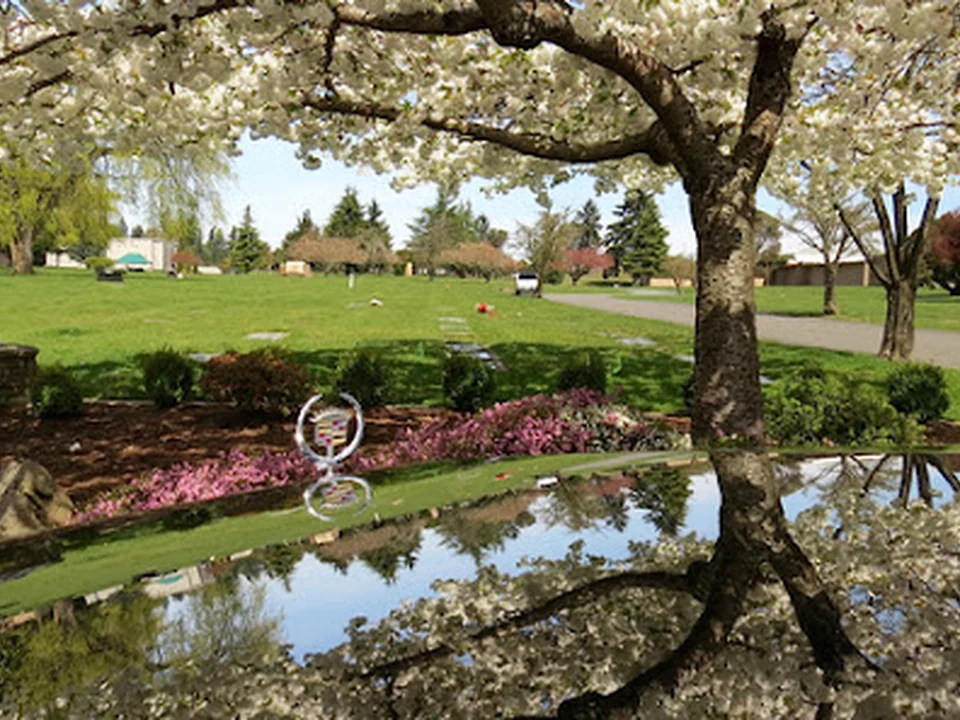 Evergreen Washelli Funeral Home & Cemetery, Seattle
