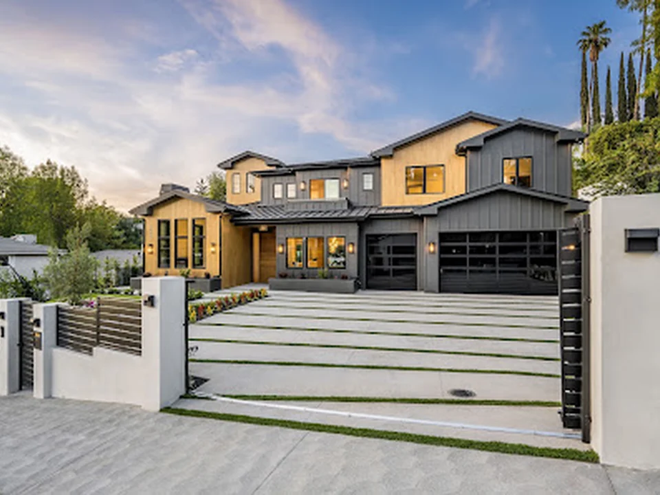 Topaz Remodeling Inc, Seattle
