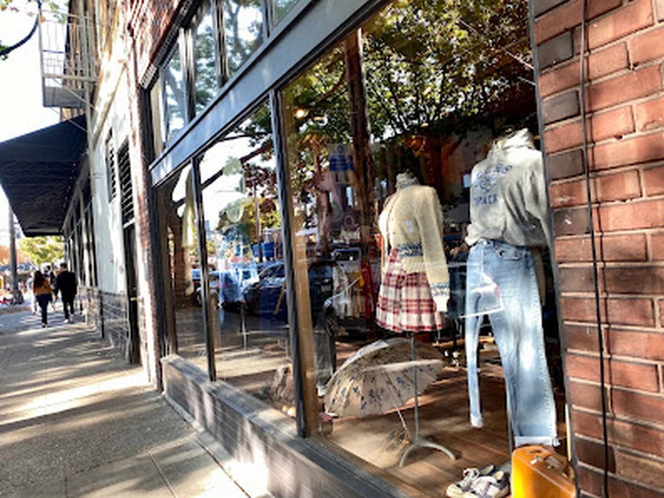 Lucky Dry Goods, Seattle