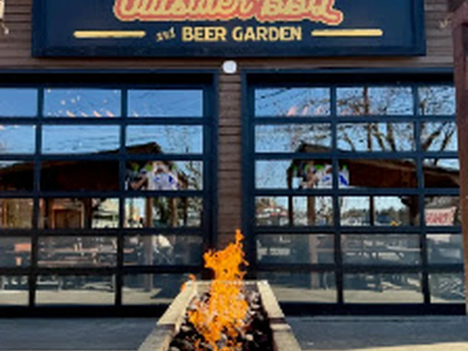 Outsider BBQ & Beer Garden, Seattle