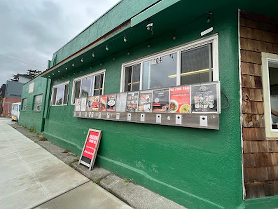 9th and Hennepin Donuts, Seattle