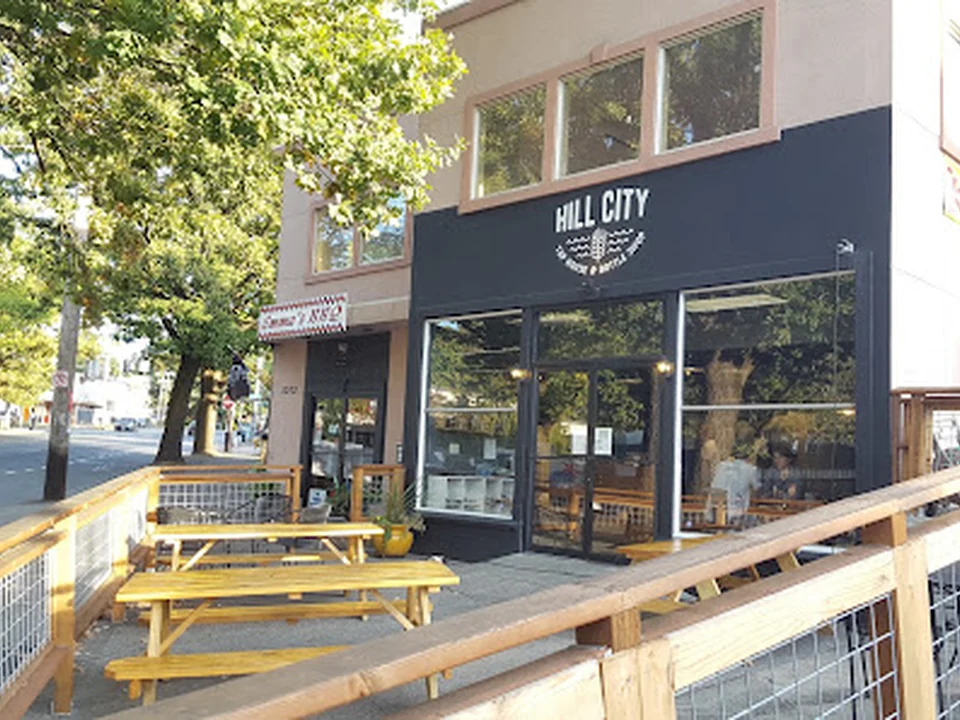 Hill City Tap House & Bottle Shop, Seattle